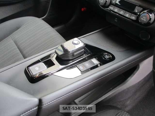 Nissan NOTE 2025-10 8367800-7