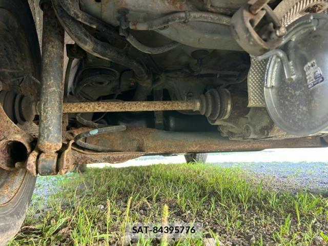 Nissan NOTE 2013-03 8371979-5