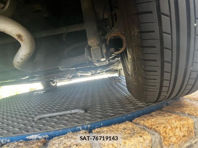 Nissan NOTE 2015-12 8414058-9