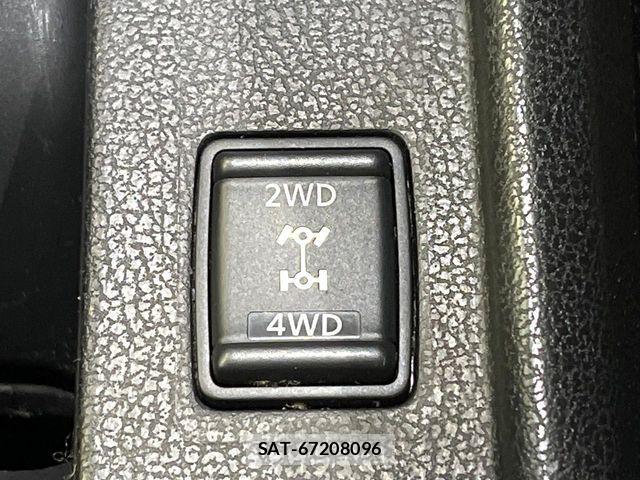Nissan NOTE 2013-09 8438624-4