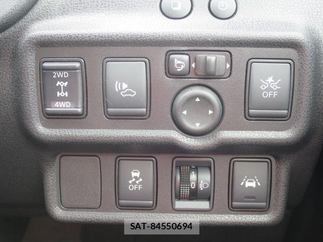 Nissan NOTE 2019-07 8526344-18