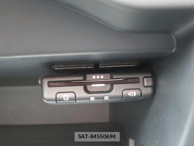 Nissan NOTE 2019-07 8526344-19