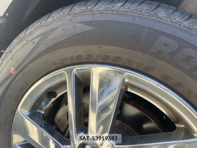 Nissan NOTE 2014-02 8563015-9