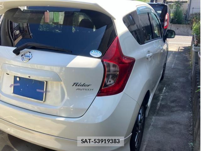 Nissan NOTE 2014-02 8563015-4