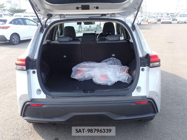 Nissan NOTE 2021-07 8563014-23