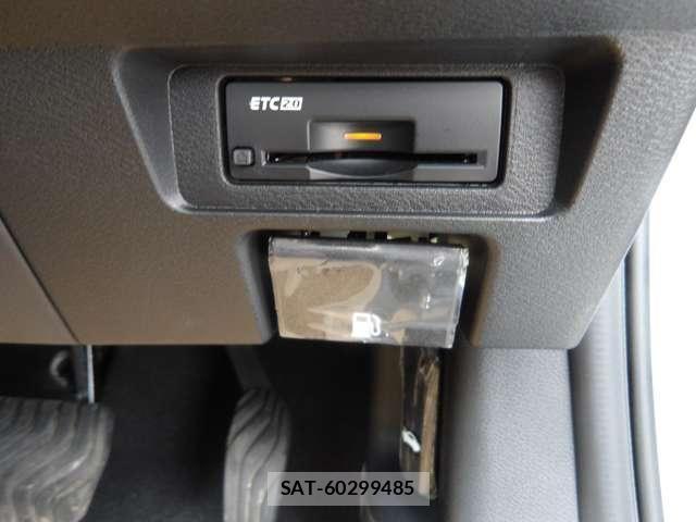 Nissan NOTE 2025-10 8563011-17