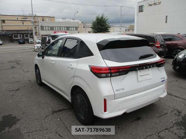 Nissan NOTE 2025-09 8563010-9