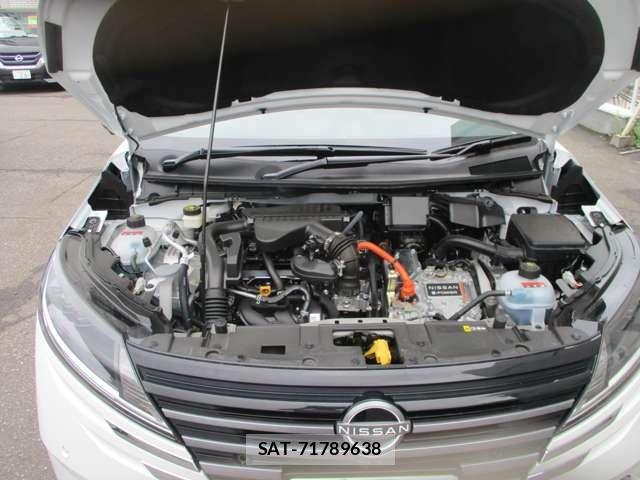 Nissan NOTE 2025-09 8563010-15