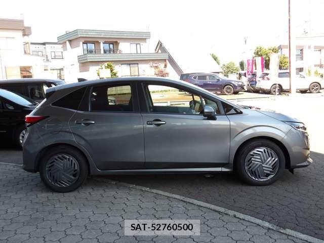 Nissan NOTE 2025-09 8563012-5