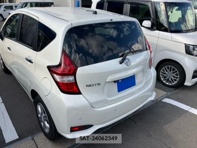 Nissan NOTE 2018-10 8628153-9
