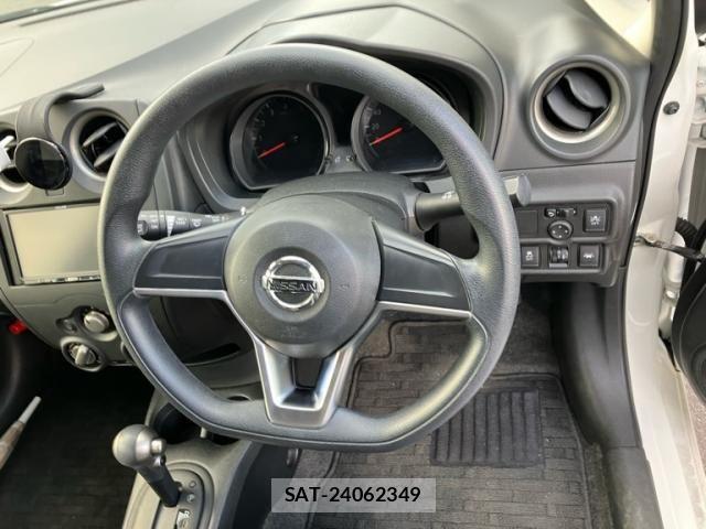 Nissan NOTE 2018-10 8628153-15