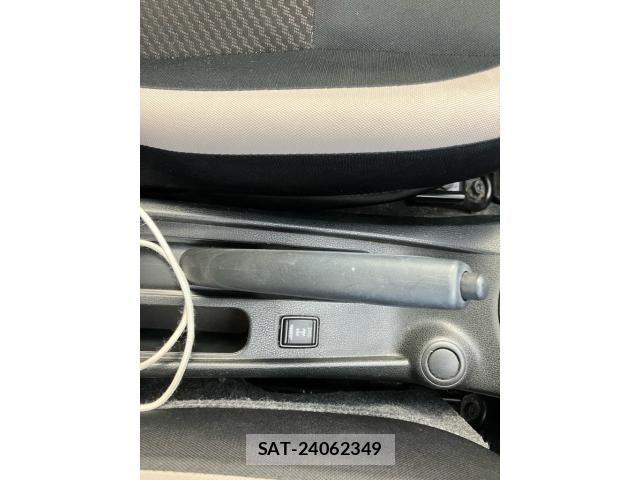Nissan NOTE 2018-10 8628153-17