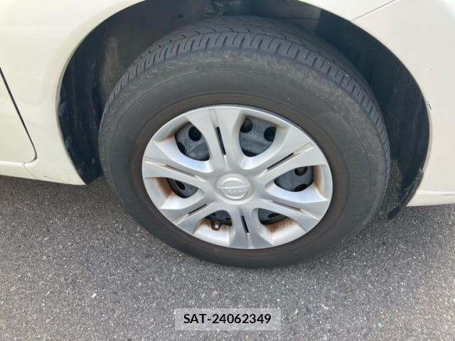 Nissan NOTE 2018-10 8628153-4