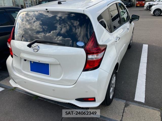 Nissan NOTE 2018-10 8628153-8