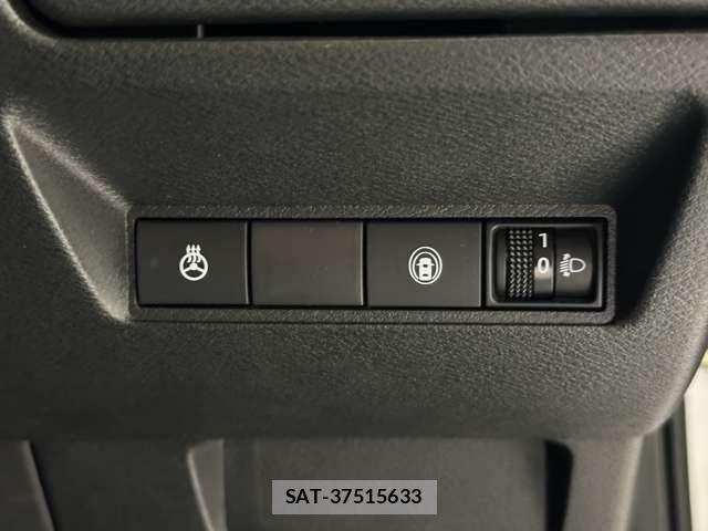 Nissan NOTE 2022-07 8796970-12