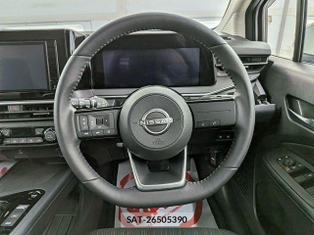Nissan NOTE 2025-11 8796968-13