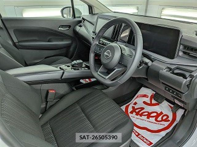 Nissan NOTE 2025-11 8796968-8