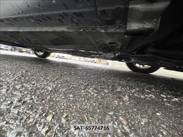 Nissan NOTE 2019-02 8850197-11