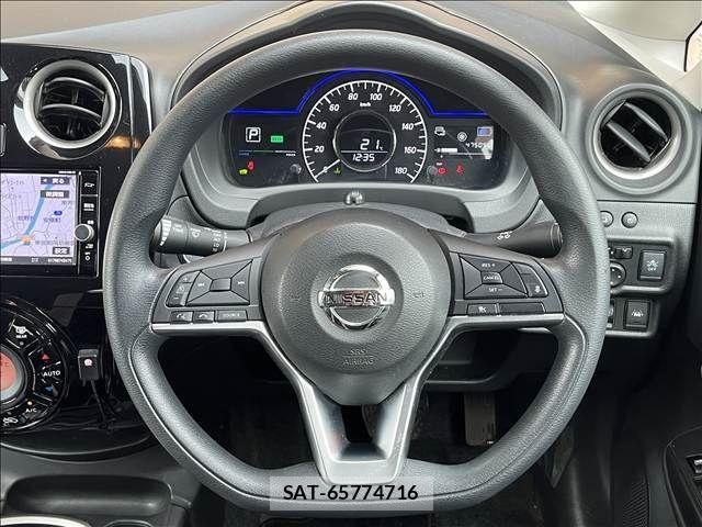 Nissan NOTE 2019-02 8850197-17