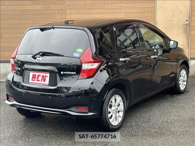Nissan NOTE 2019-02 8850197-5