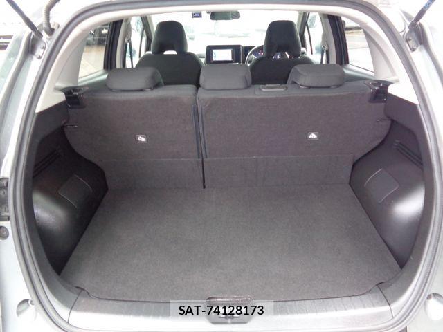 Nissan NOTE 2023-04 8881274-9