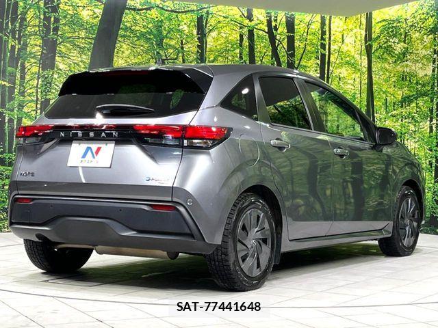 Nissan NOTE 2022-06 8884082-17
