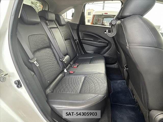 Nissan NOTE 2022-08 7456432-18