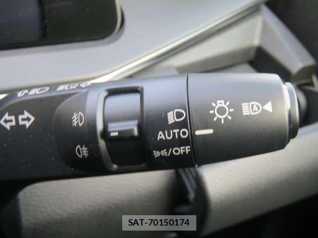 Nissan NOTE 2025-10 8367813-15
