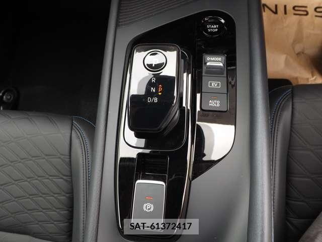 Nissan NOTE 2025-09 8367812-7