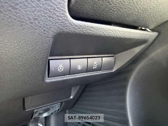 Nissan NOTE 2025-09 8367808-11