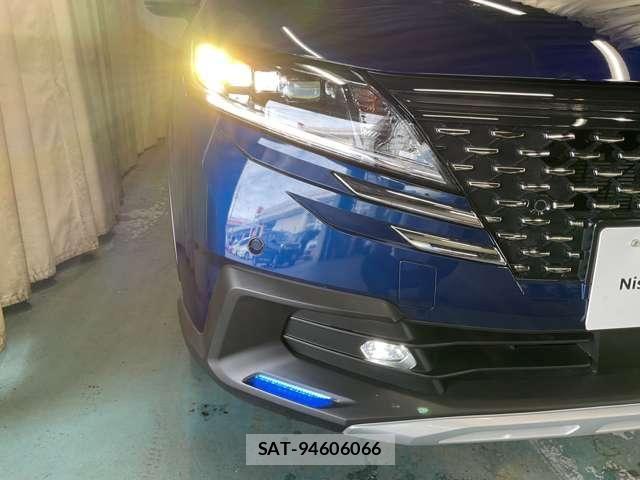 Nissan NOTE 2025-10 8367805-5