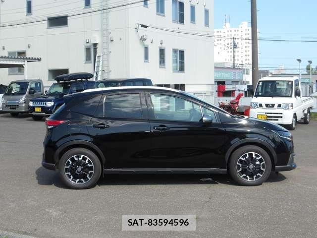 Nissan NOTE 2025-09 8367814-4
