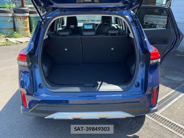 Nissan NOTE 2025-09 8367811-13