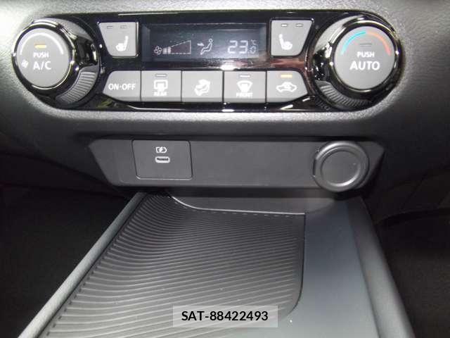 Nissan NOTE 2025-09 8367809-17