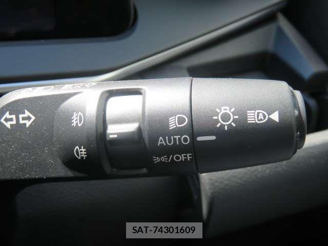 Nissan NOTE 2026-03 8563020-12