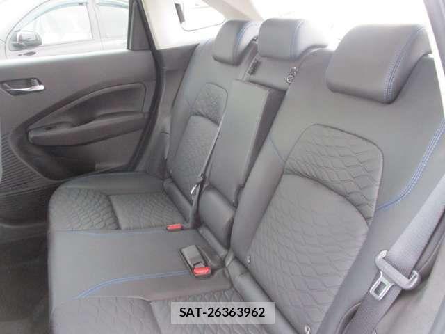 Nissan NOTE 2025-10 8563018-9