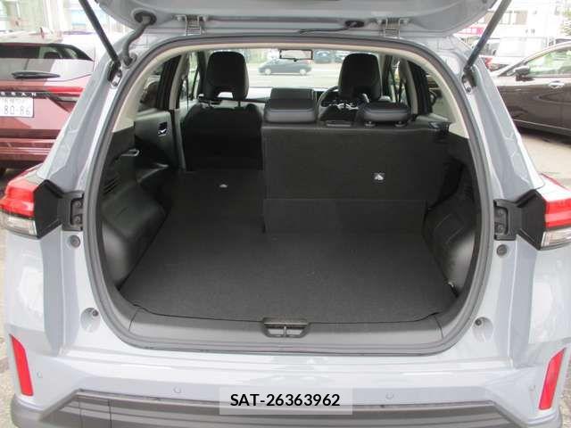Nissan NOTE 2025-10 8563018-10