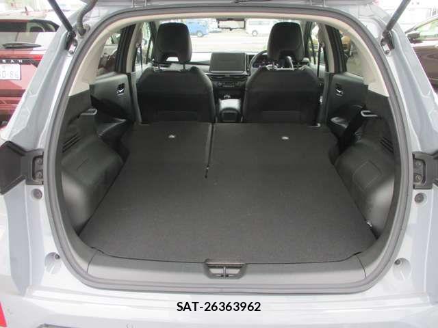 Nissan NOTE 2025-10 8563018-12
