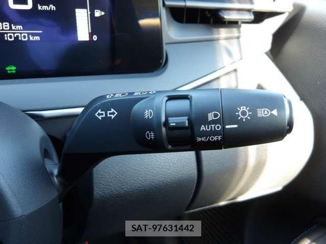 Nissan NOTE 2022-06 8830851-14