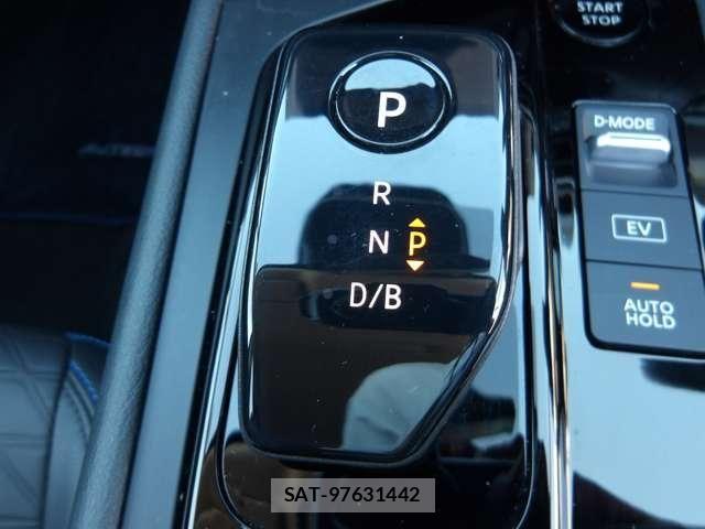 Nissan NOTE 2022-06 8830851-24