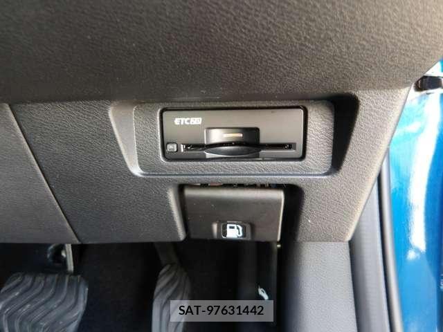 Nissan NOTE 2022-06 8830851-27