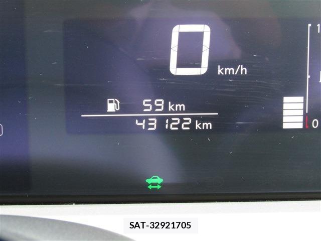 Nissan NOTE 2022-03 8871701-27