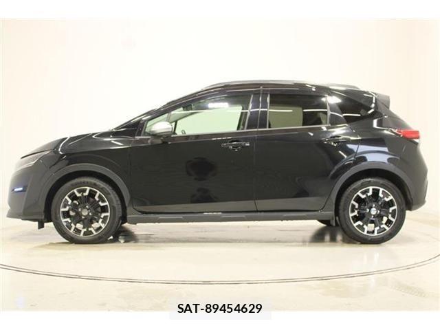 Nissan NOTE 2022-06 8881277-9