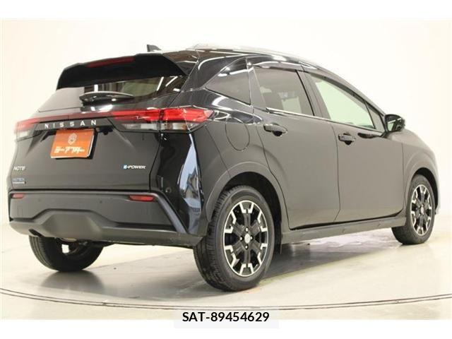 Nissan NOTE 2022-06 8881277-12