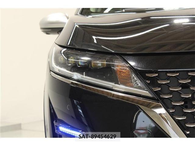 Nissan NOTE 2022-06 8881277-17