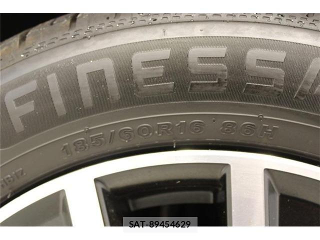 Nissan NOTE 2022-06 8881277-27