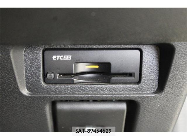 Nissan NOTE 2022-06 8881277-5