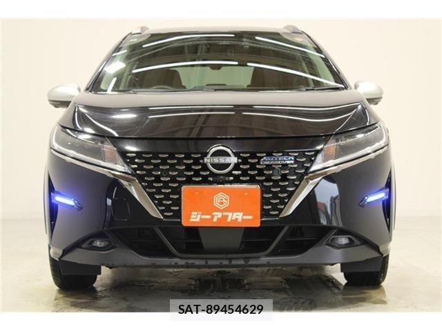 Nissan NOTE 2022-06 8881277-7