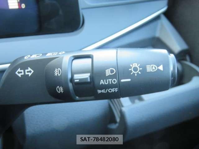 Nissan NOTE 2022-01 8884084-13