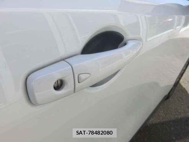 Nissan NOTE 2022-01 8884084-4